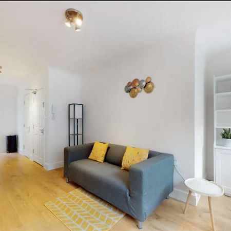 ロンドンNew Spacious 1 Bed Studio Flat In Aldgateアパートメント エクステリア 写真