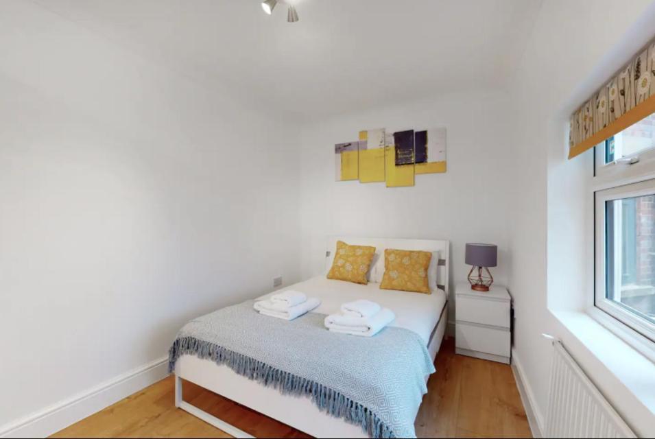 ロンドンNew Spacious 1 Bed Studio Flat In Aldgateアパートメント エクステリア 写真
